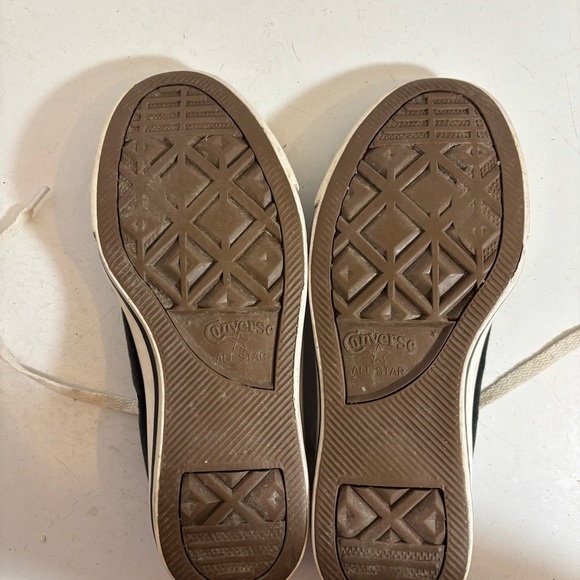 Converse all star unisex low top lace up‎ shoes in size 7 women’s size 5 men’s - Picture 9 of 11